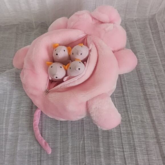 Front Street Bijou Pink Mommy Pig / 4 Piglets Zip Tummy Baby Stuffed Animal - Picture 3 of 6